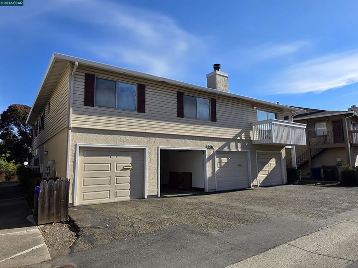 Property Photo: 2581 El Portal Dr C CA 94806