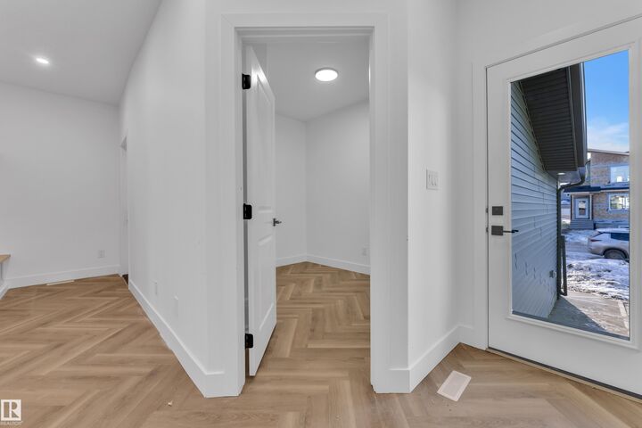 Property Photo: 3608 40 Avenue AB T4X 3H2