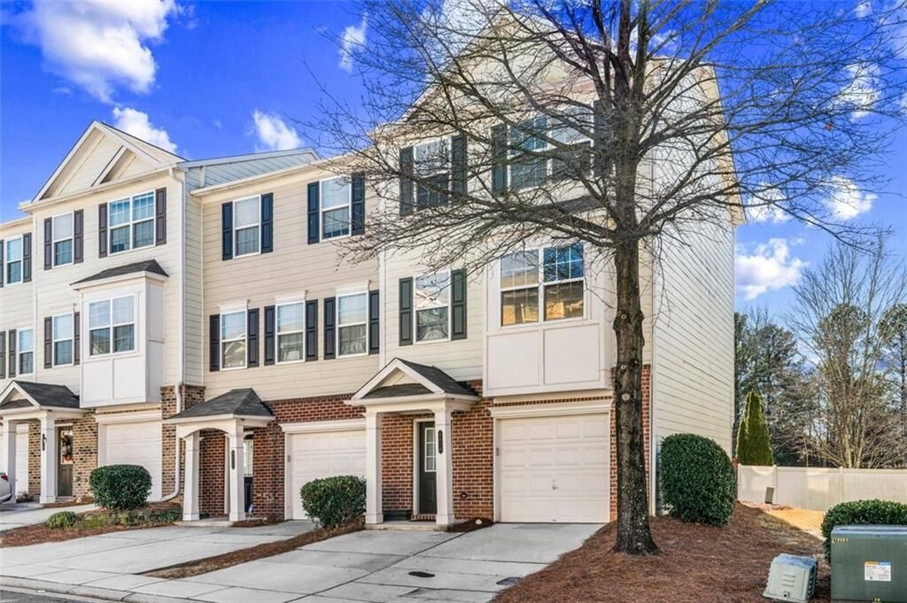 Property Photo:  6816 Blackstone Place  GA 30126 