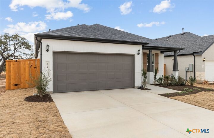 Property Photo:  124 Adlai  TX 78633 