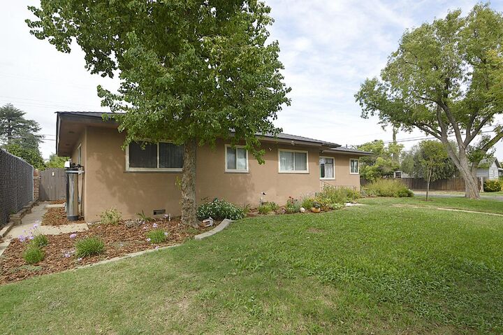 Property Photo:  1708 W Andrews Avenue  CA 93705 