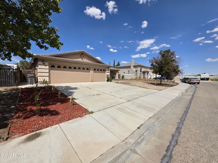 Property Photo:  5715 Capri Court  CA 93552 