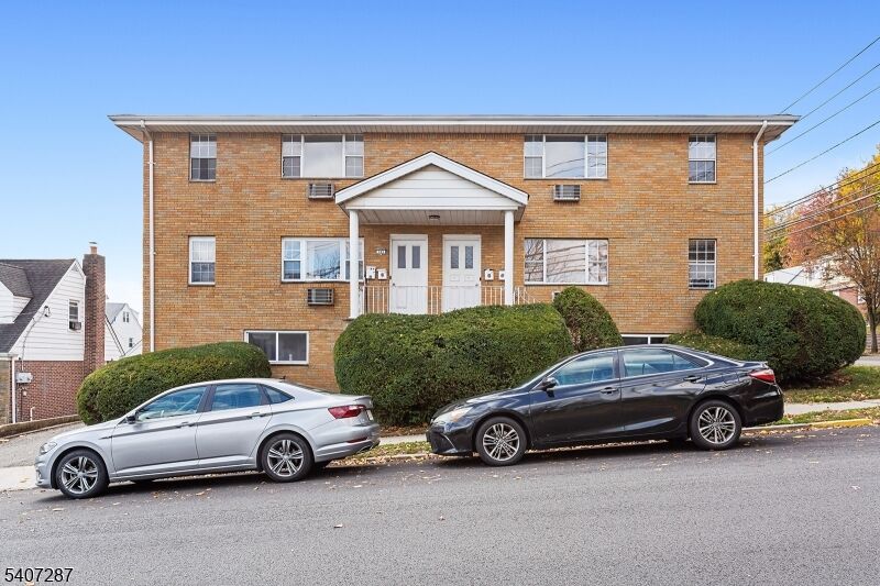 Property Photo: 145 Arnot St Apt 4B NJ 07644