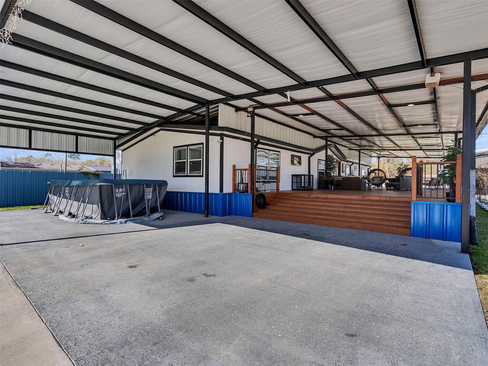 Property Photo:  16799 Live Oak Square Drive  TX 77365 