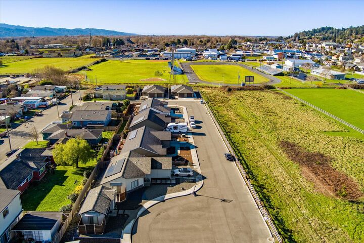 Property Photo:  2545 Avery Court  CA 95540 