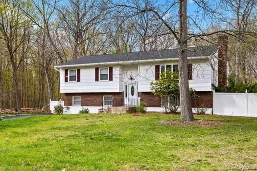 Property Photo:  38 Haller Crescent  NY 10977 