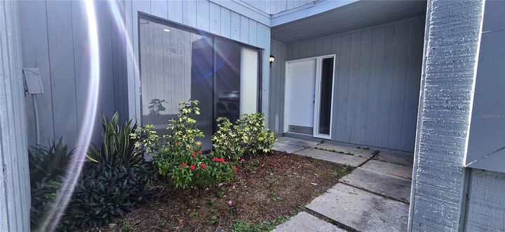 Property Photo:  1502 Buckeye Road NE 3  FL 33881 