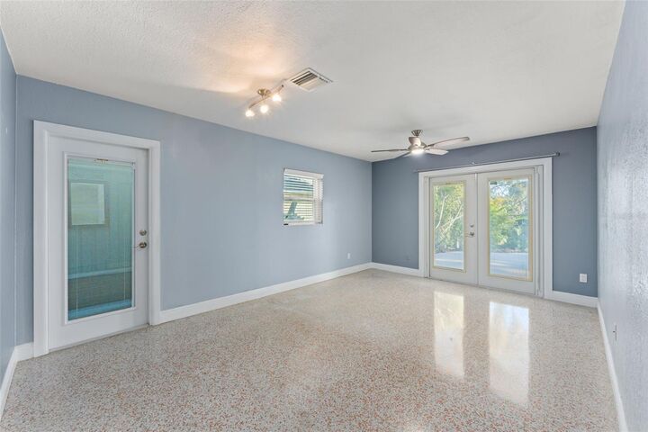 Property Photo: 2904 Tradewinds Trail FL 32805