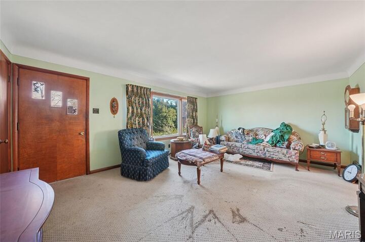 Property Photo: 11358 Dorsett Road MO 63043