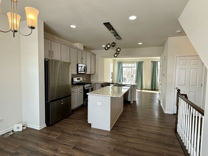 Property Photo:  4411 Monroe Court  IL 60564 