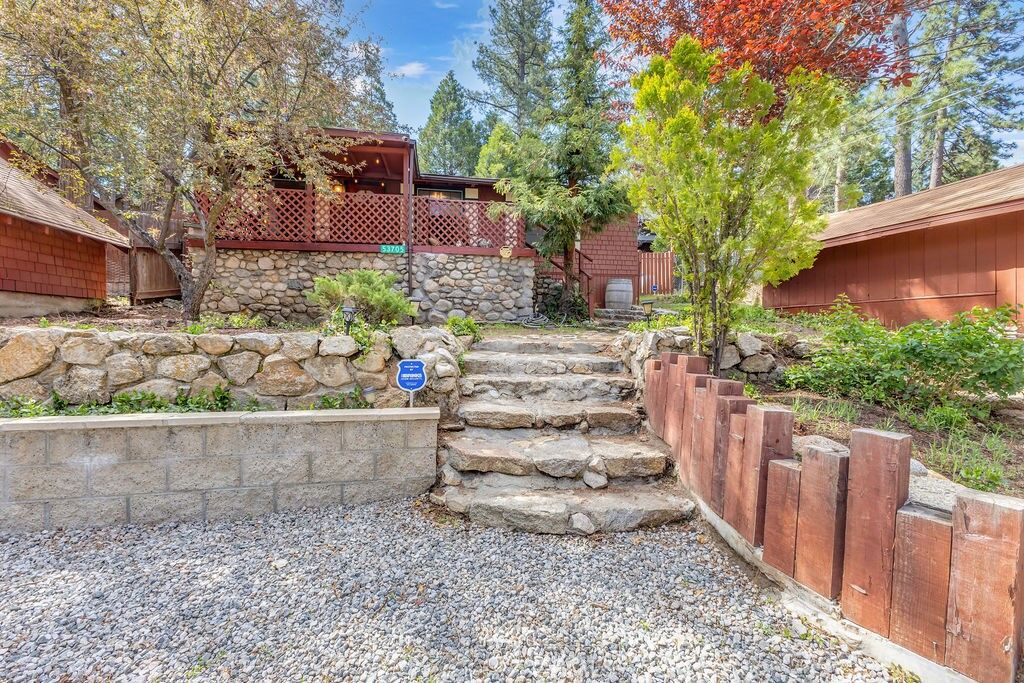 Property Photo:  53705 Country Club Drive  CA 92549 