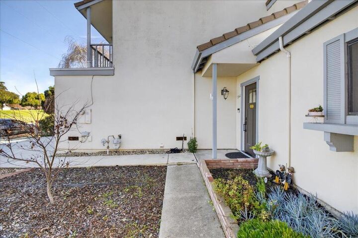 Property Photo:  561 Powell Street  CA 93907 