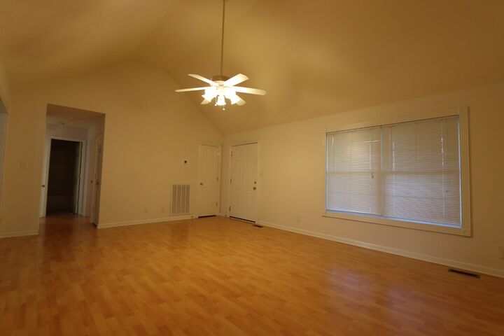 Property Photo:  1462 Lock B Rd S  TN 37040 