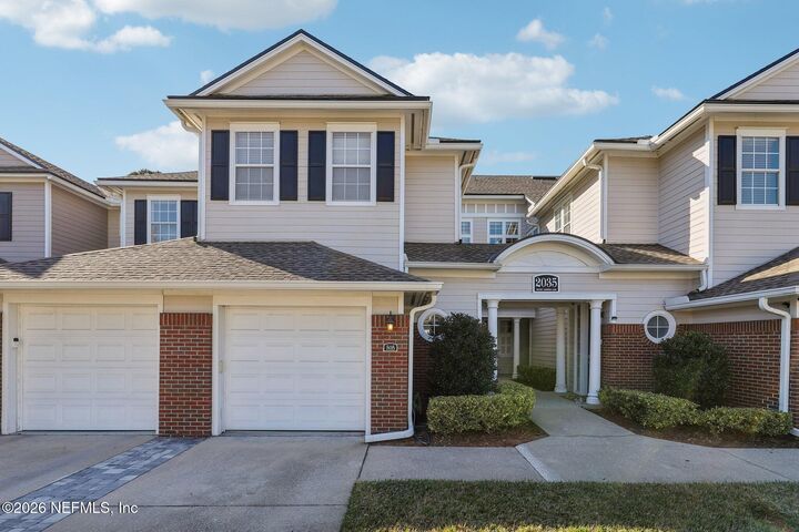 Property Photo: 2035 Secret Garden Lane 505 FL 32003