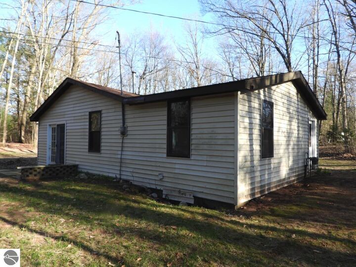Property Photo:  13788 Brethren Heights Road  MI 49619 