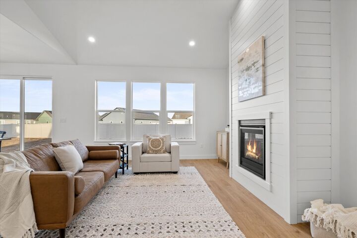 Property Photo:  241 Stirling Loop  MT 59635 