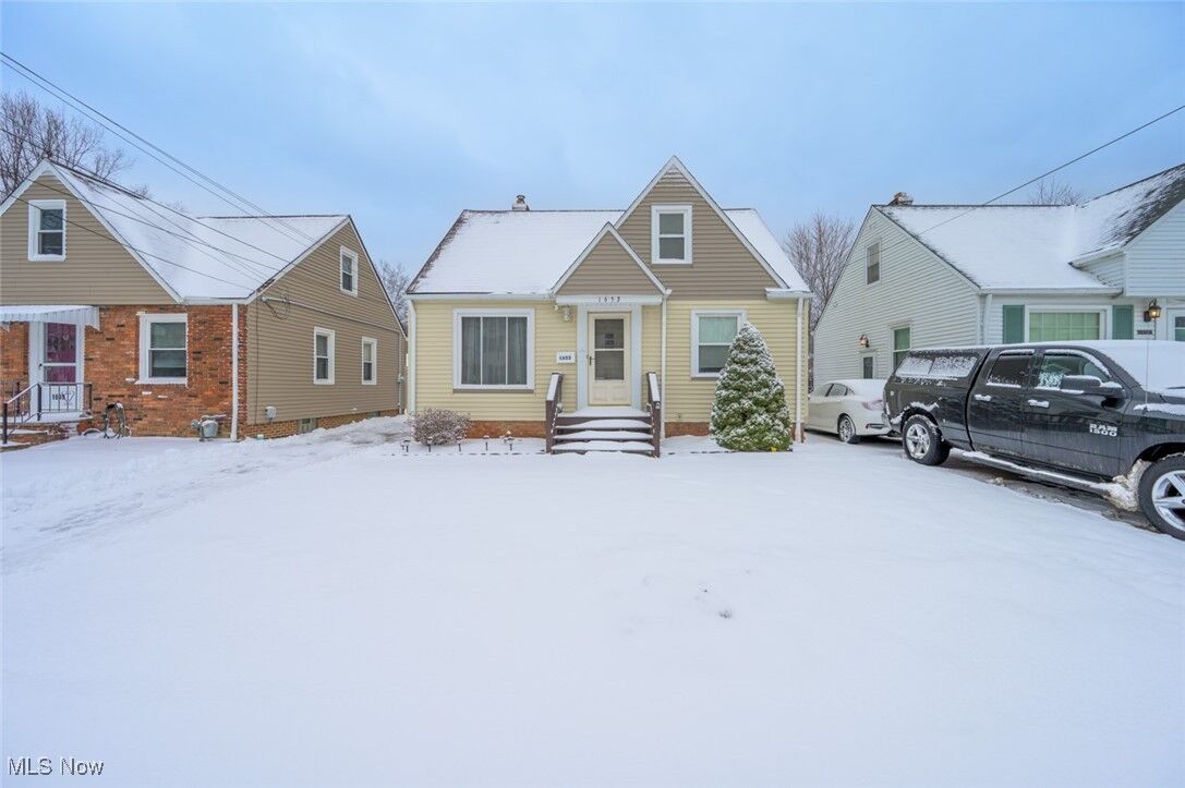 Property Photo:  1653 Douglas Road  OH 44092 