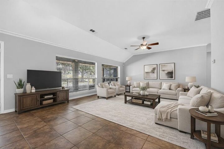 Property Photo:  11704 Rosemont Court  TX 76207 