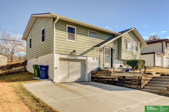 Property Photo: 7305 S 50th Street NE 68157