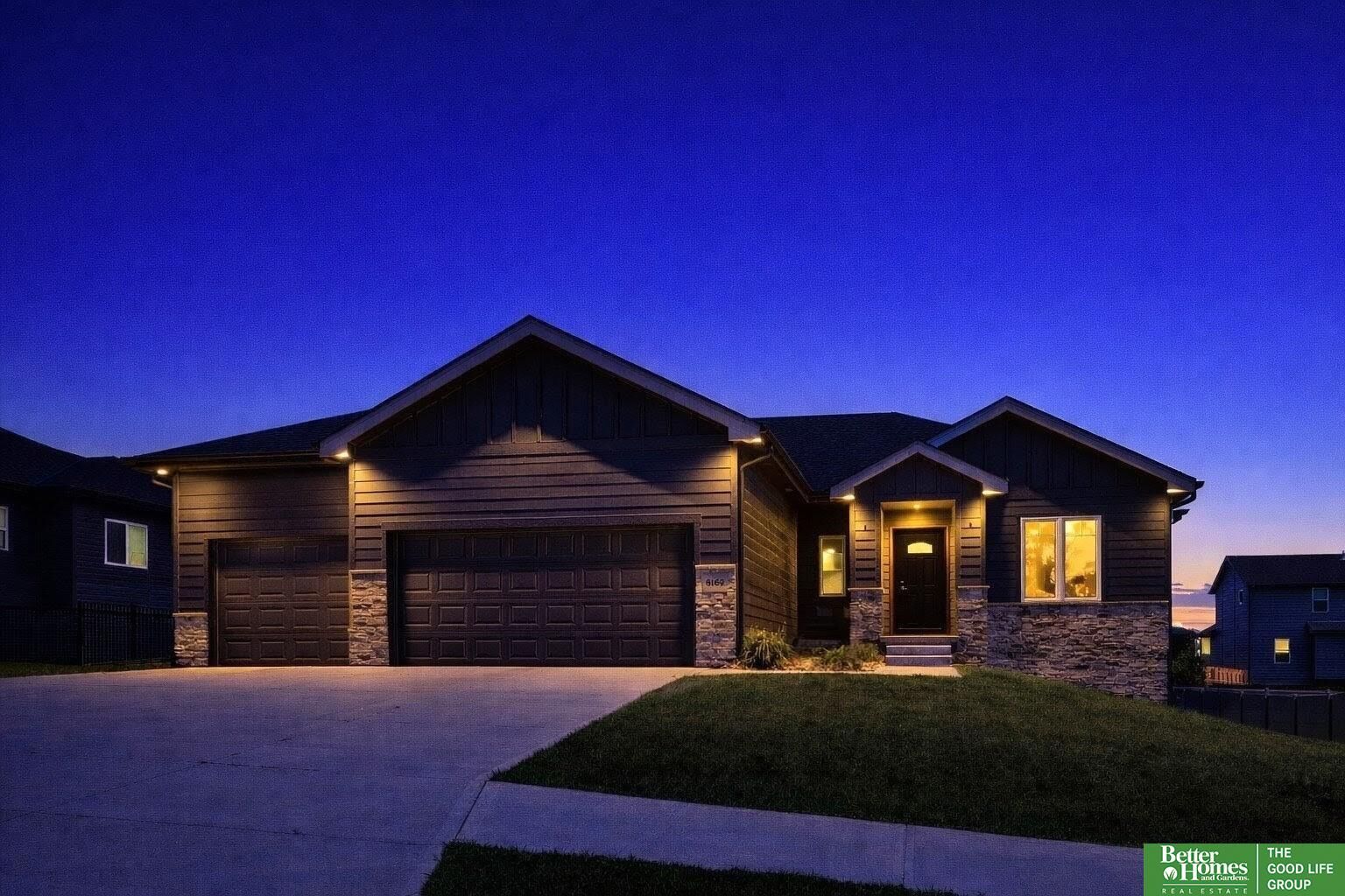 Property Photo: 8169 S 185th Street NE 68136