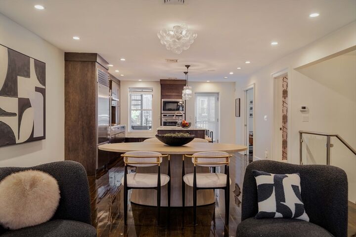 Property Photo:  92 Waltham St 1A  MA 02118 