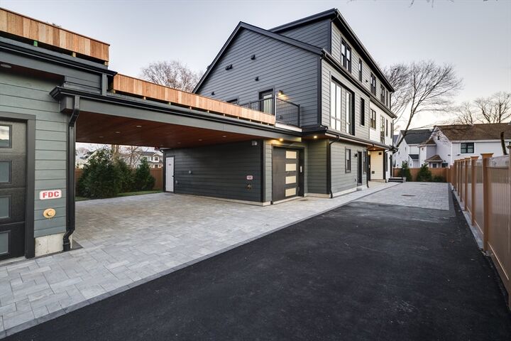 Property Photo:  290 Watertown St C  MA 02458 