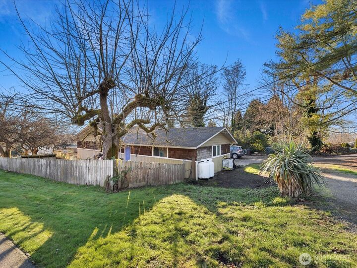 Property Photo:  7728 S Lake Stevens Road  WA 98258 