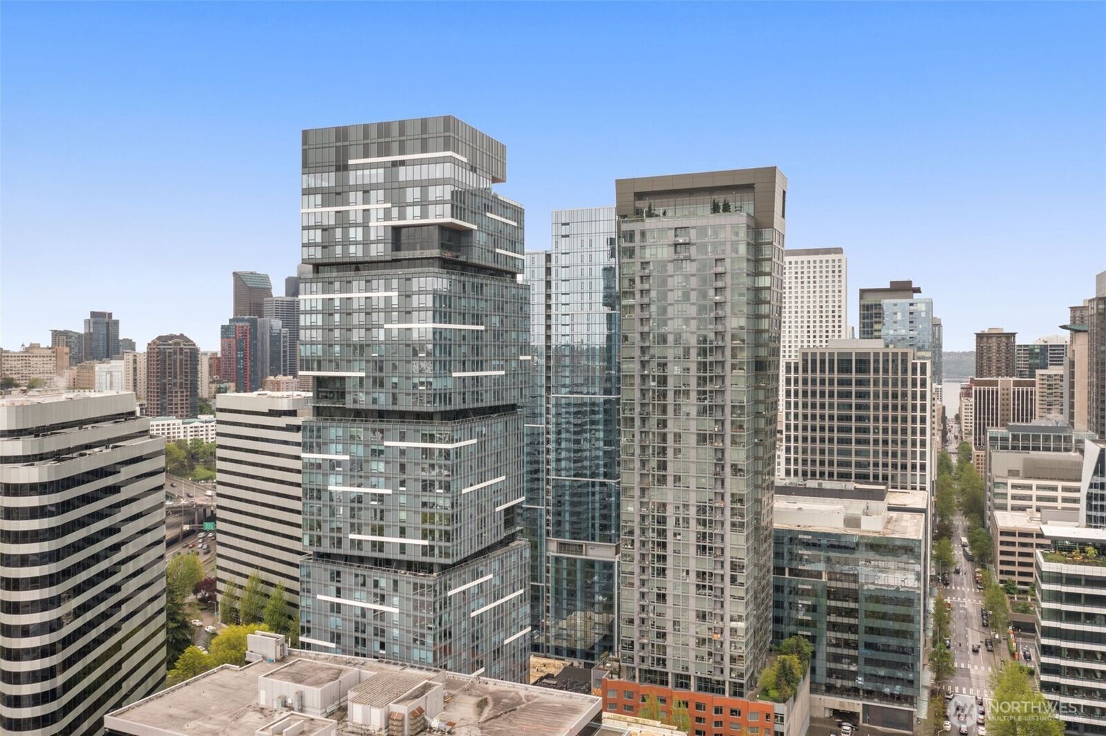 Property Photo:  1808  Minor Avenue 1211  WA 98101 