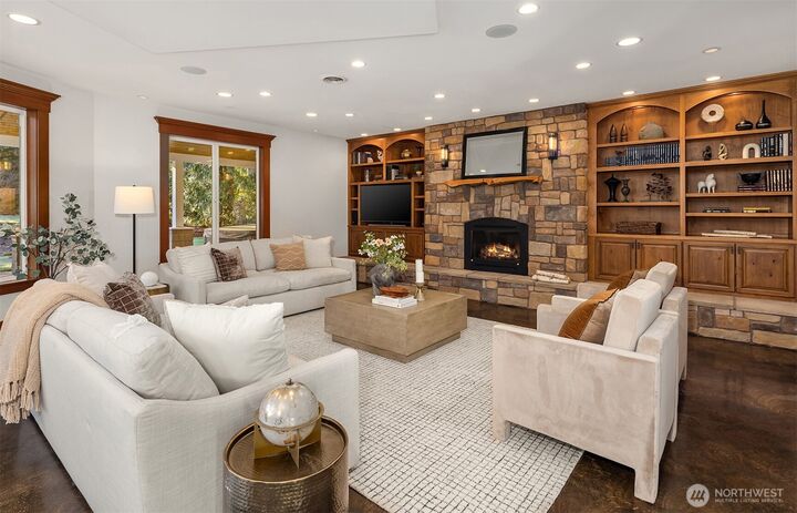 Property Photo:  29015 SE 8th Street  WA 98024 