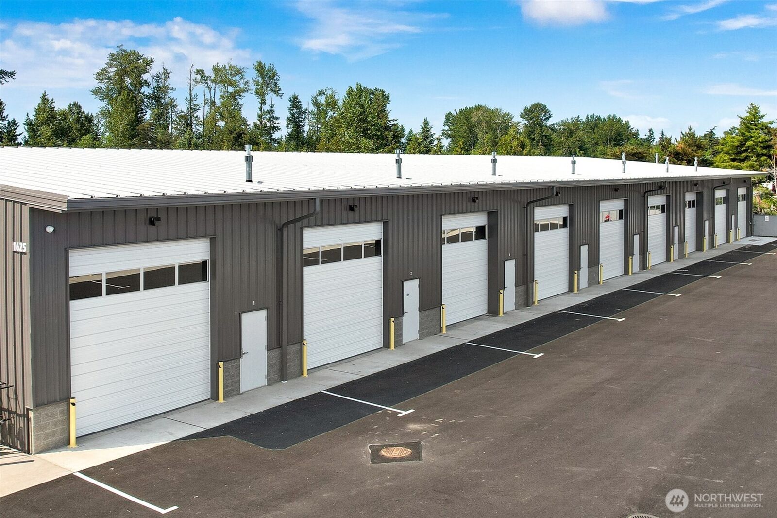 Property Photo:  1631  Jills Court 14  WA 98226 