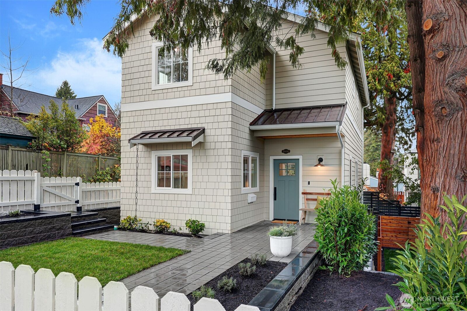 Property Photo:  3606 NE 70th Street  WA 98115 