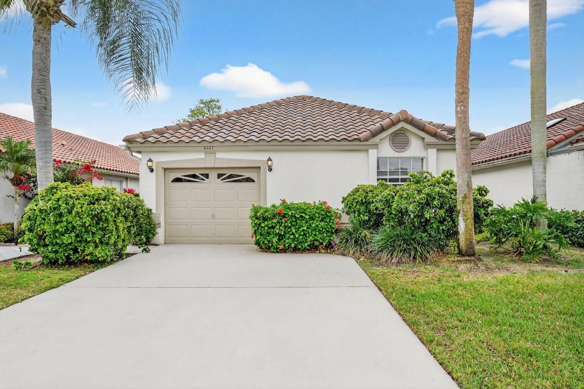 Property Photo:  6121 Bay Isles Drive  FL 33437 