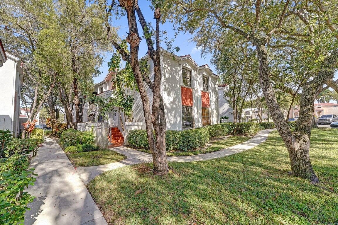 Property Photo:  11970 NW 11th Street  FL 33026 