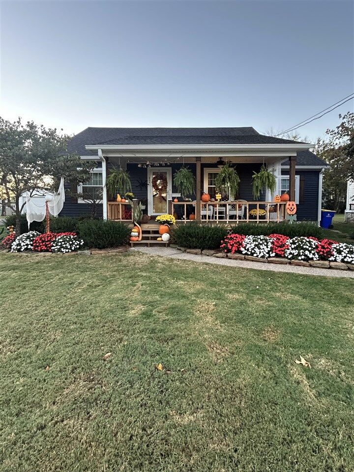 Property Photo:  854 Magnolia Street  KY 42103 