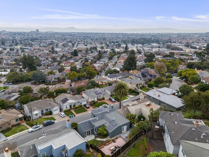 Property Photo:  4030 Bayview Avenue  CA 94403 