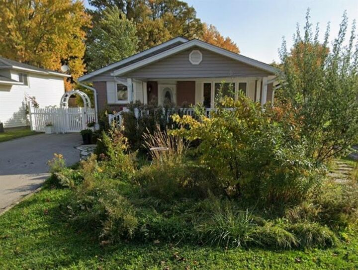 Property Photo: 518 Cardinal Crescent ON N0N 1R0
