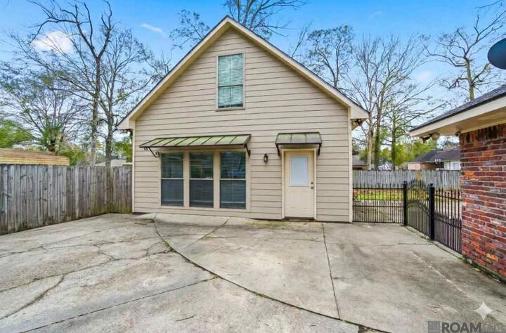 Property Photo: 17036 Evergreen Hills Ave LA 70739