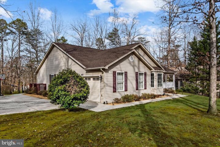 Property Photo:  142 Yorktown Boulevard  VA 22508 