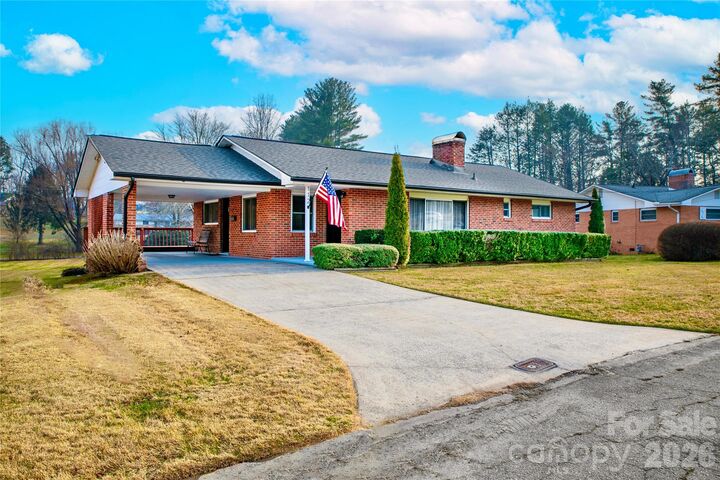 Property Photo: 112 Allison Road NC 28712