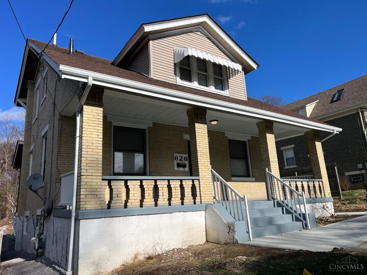 Property Photo:  626 Greenwood Avenue  OH 45229 