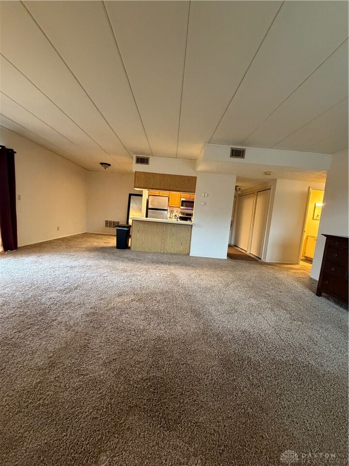 Property Photo:  1010 Lookout Trail E  OH 45449 