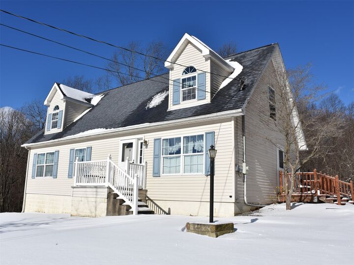 Property Photo: 906 Erie Street PA 16433
