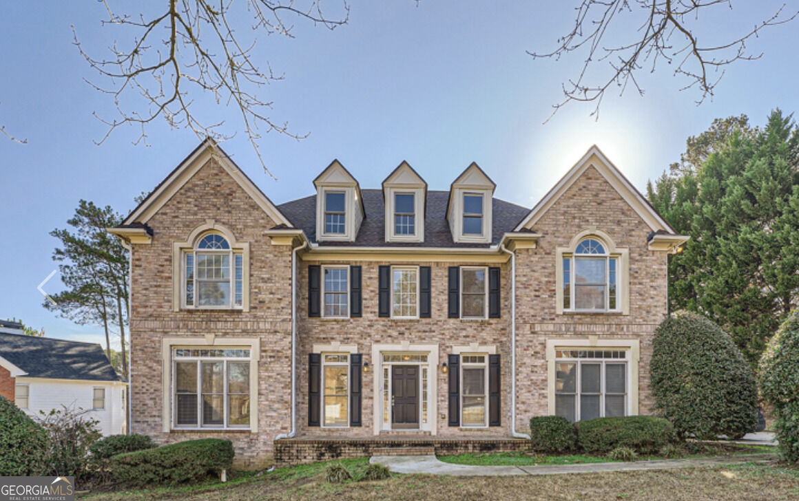 Property Photo: 310 Stonecastle GA 30331