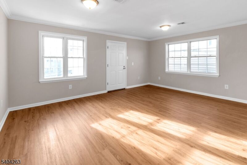 Property Photo:  139 Inslee Pl 2  NJ 07206 