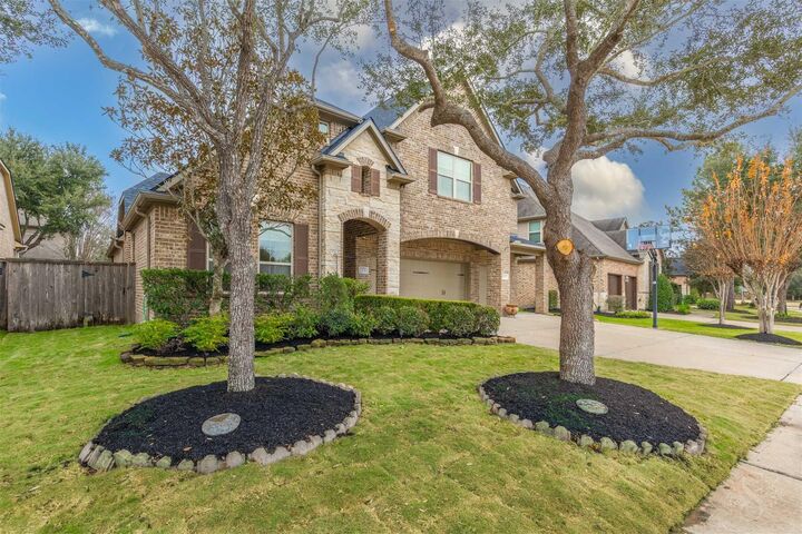 Property Photo:  10502 Lindabury Hollow Drive  TX 77494 