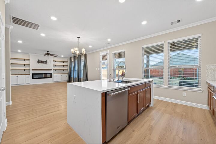 Property Photo: 5922 River Timber Trl TX 77346