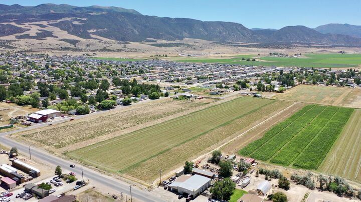 Property Photo:  3.32 E Midvalley Rd  UT 84721 