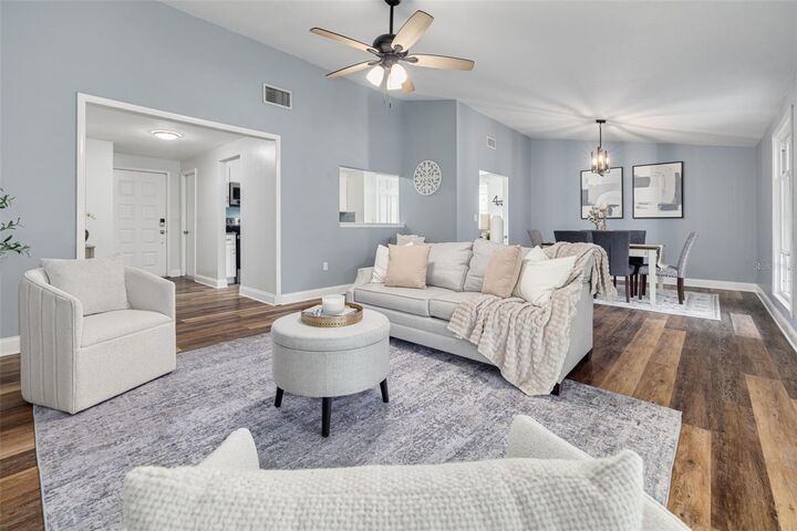 Property Photo: 271 Sweetgum Court FL 34683