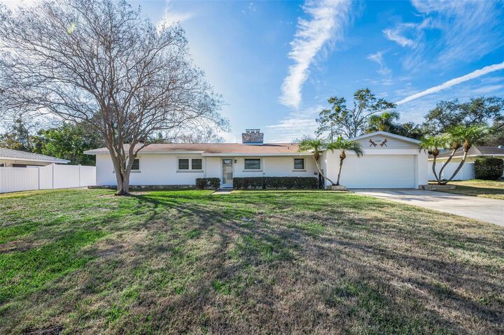 Property Photo: 1338 Hamlin Drive FL 33764