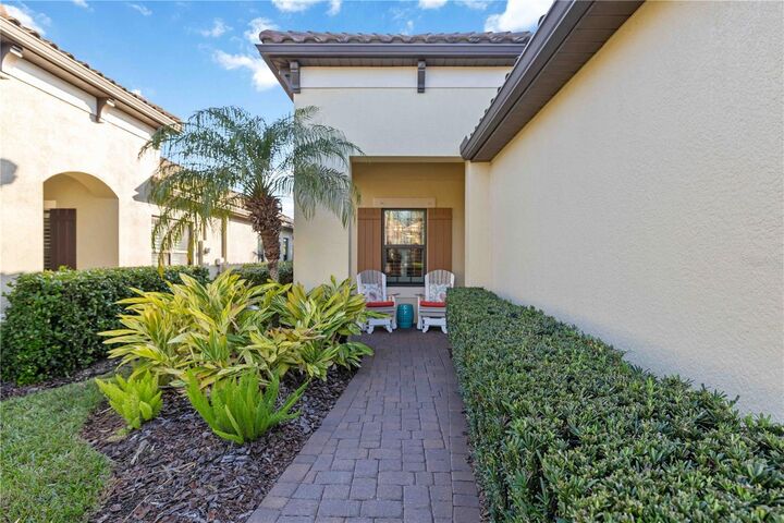 Property Photo:  6359 Positano Court  FL 34243 